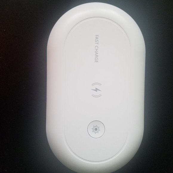 Wireless Phone Charging Sterilizing box - Picture 3 of 9